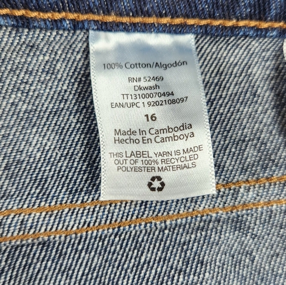 Time & Tru Women's High Rise Jean Shorts Blue Size 16 100% Cotton Distressed - Picture 6 of 7